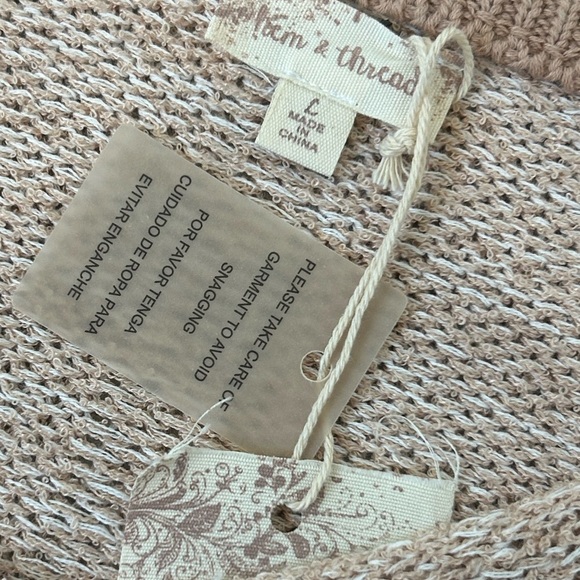 NWT Hem & Thread Women’s V-Neck Knit Sweater Bubble Sleeve - Picture 6 of 9